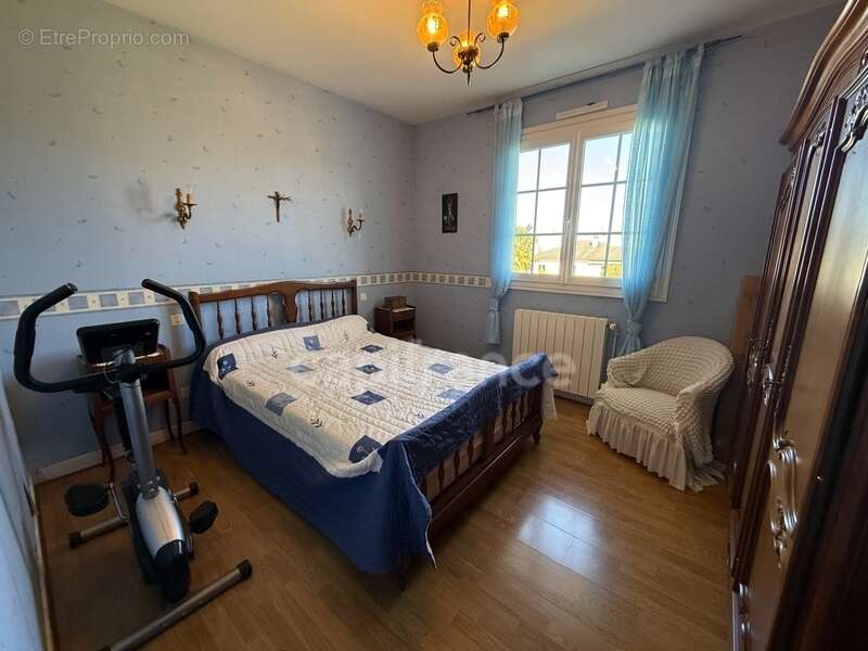 Grande maison avec dépendance sur 3460 m² de terrain - photo 12