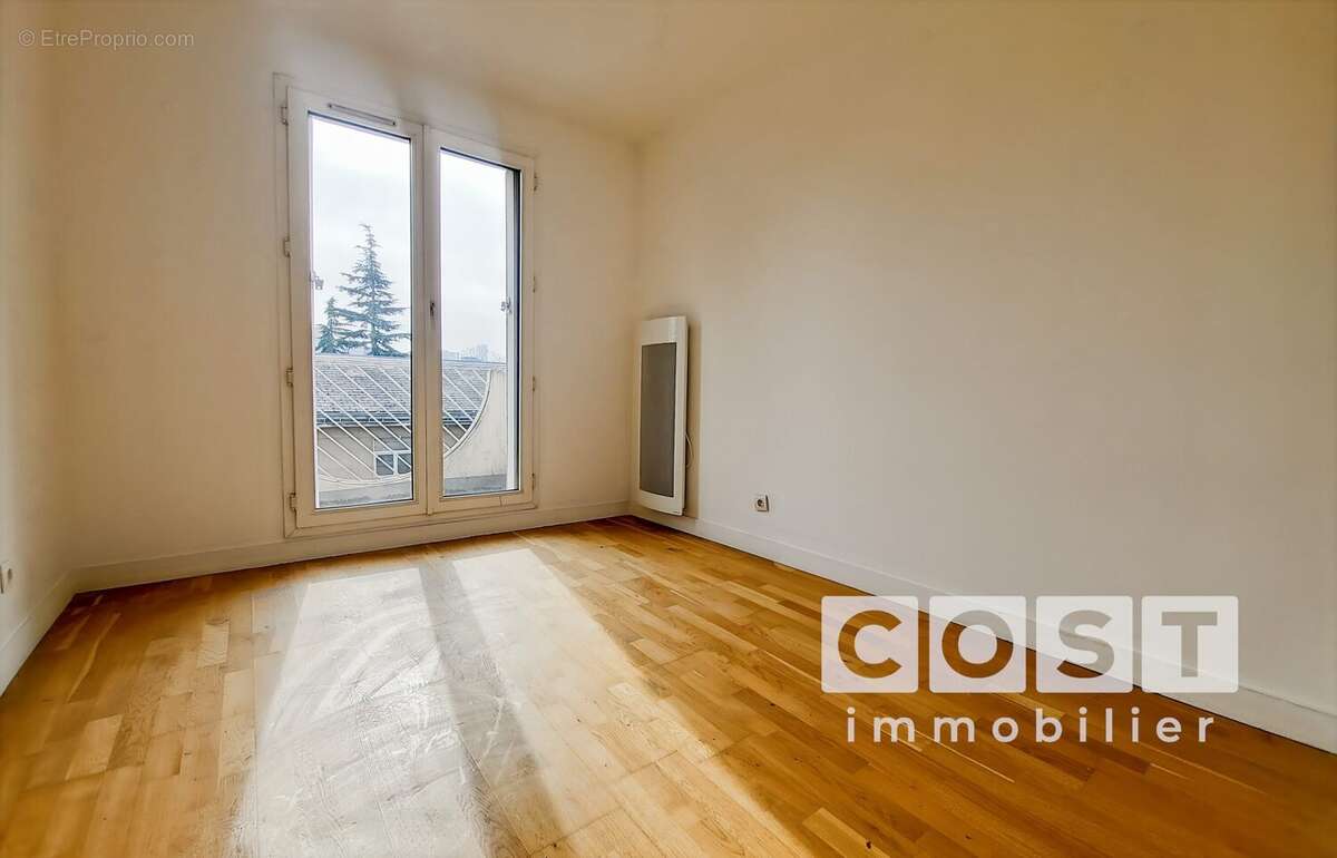 Appartement à ASNIERES-SUR-SEINE