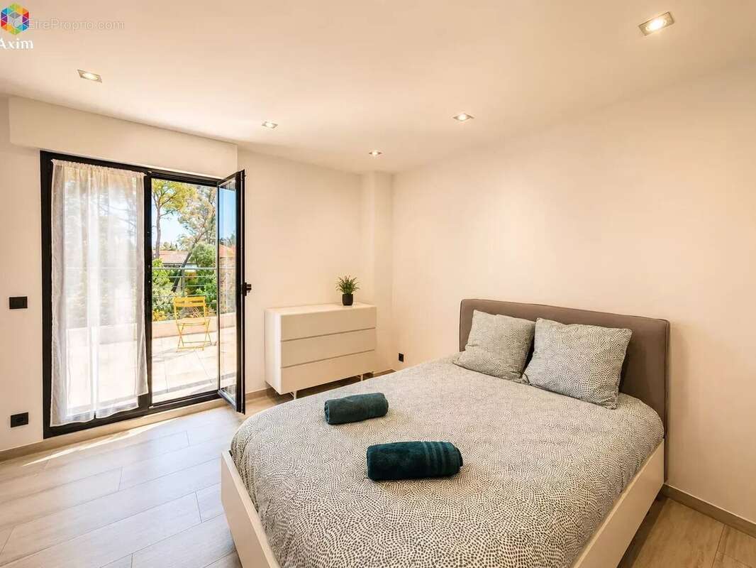 Villa contemporaine avec piscine, jacuzzi et appartement indépendant – Saint-Raphaël - photo 13