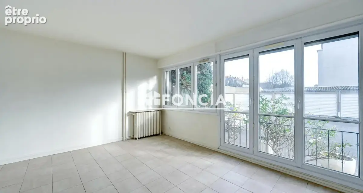 Appartement à CHATILLON