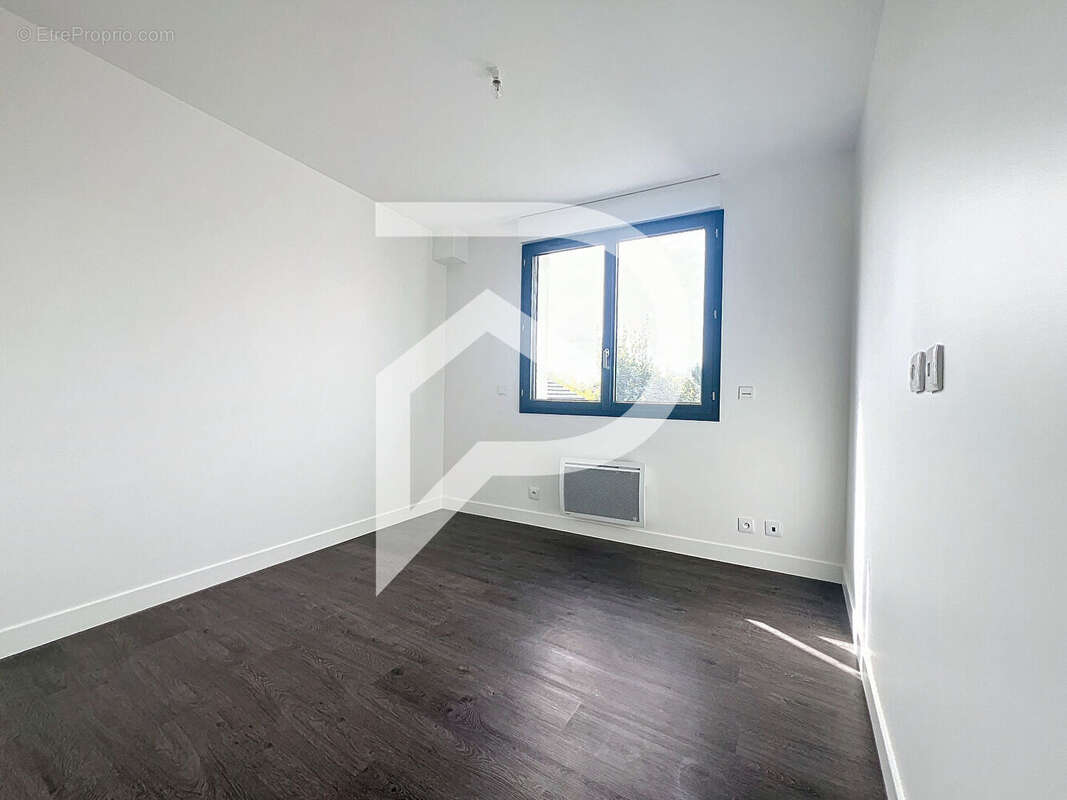 Maison à SAINT-MAUR-DES-FOSSES