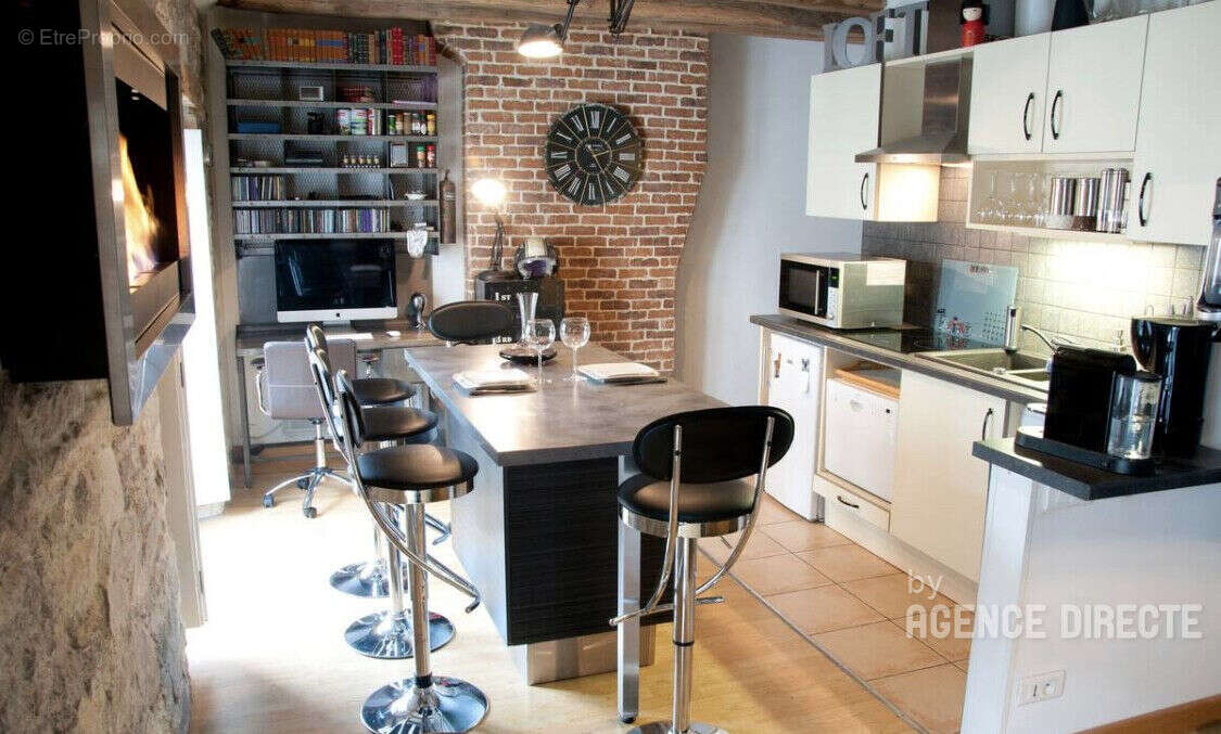 Nantes Centre - Duplex 33,62 m² - Dernier étage - photo 6