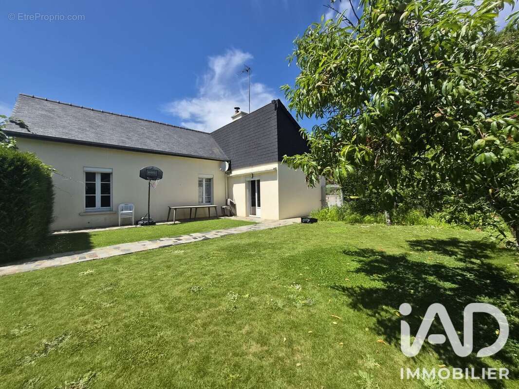Maison 100 m² à Lecousse  - photo 3