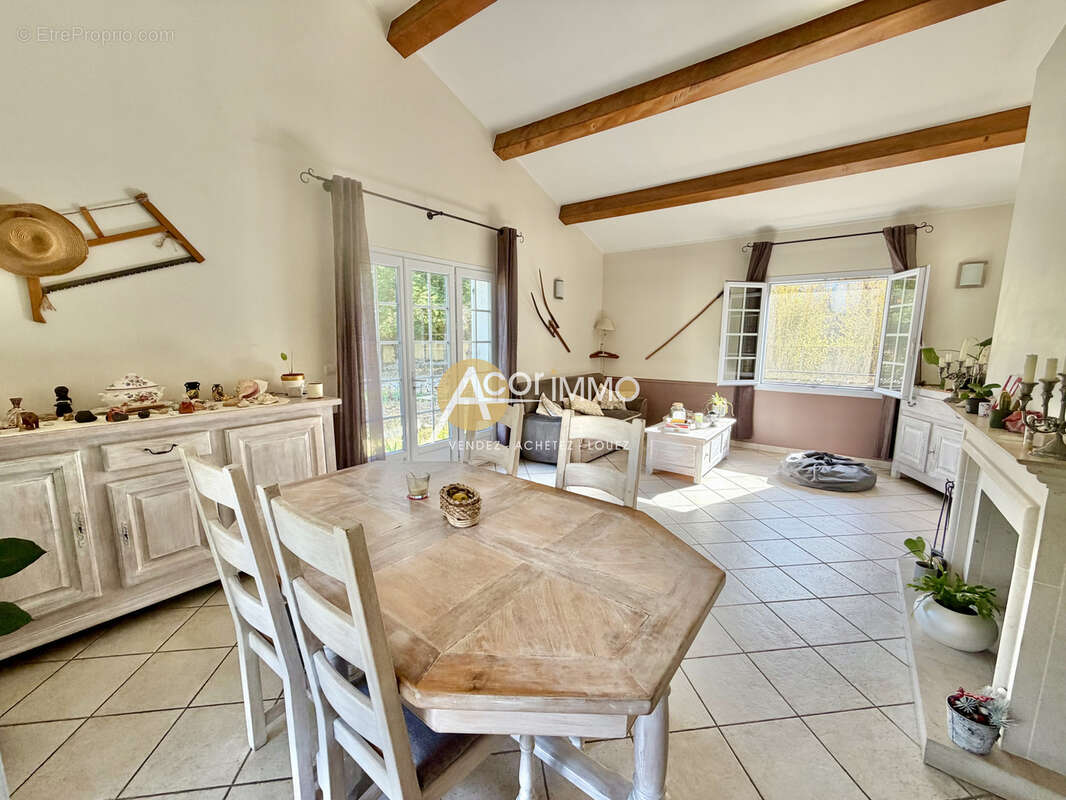 Maison à LA VALETTE-DU-VAR