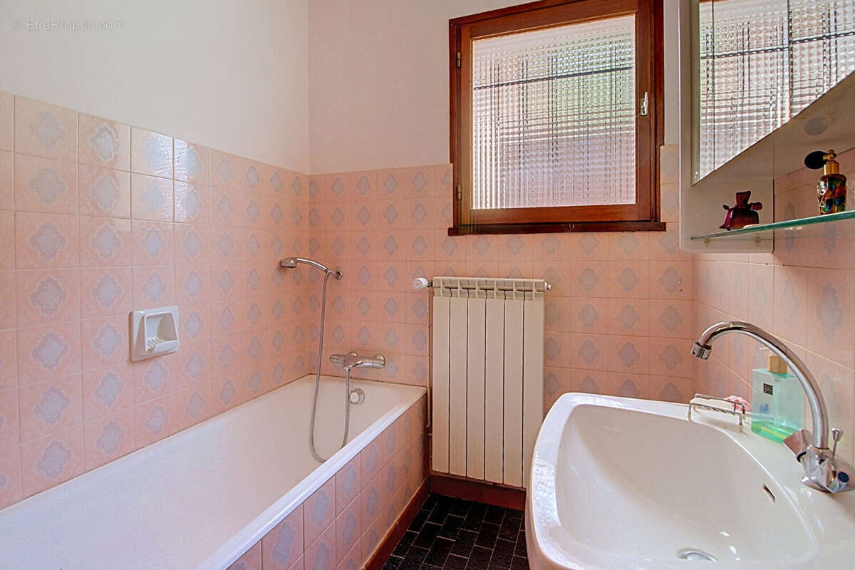 Maison à LORGUES