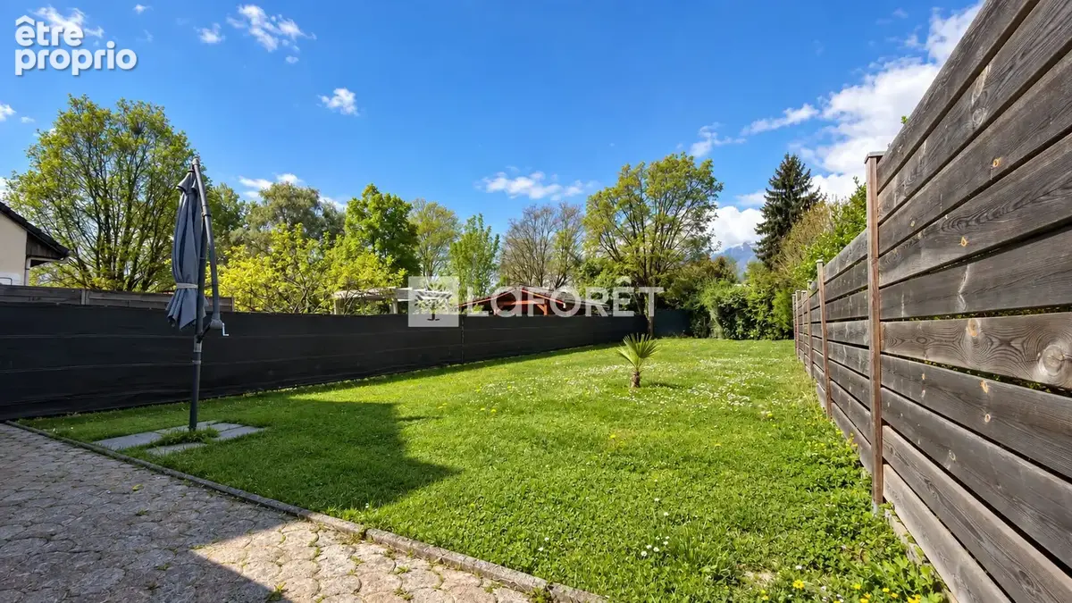 Exclusivité à Albertville : Charmante maison 4 pièces rénovée  en parfait état ! - photo 10