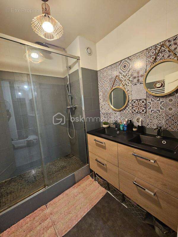 Appartement 4 pièces 87 M² à deux pas du Métro ligne11 - photo 26