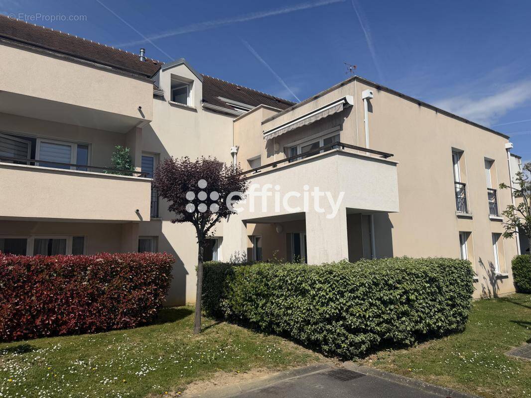 Appartement à PRINGY