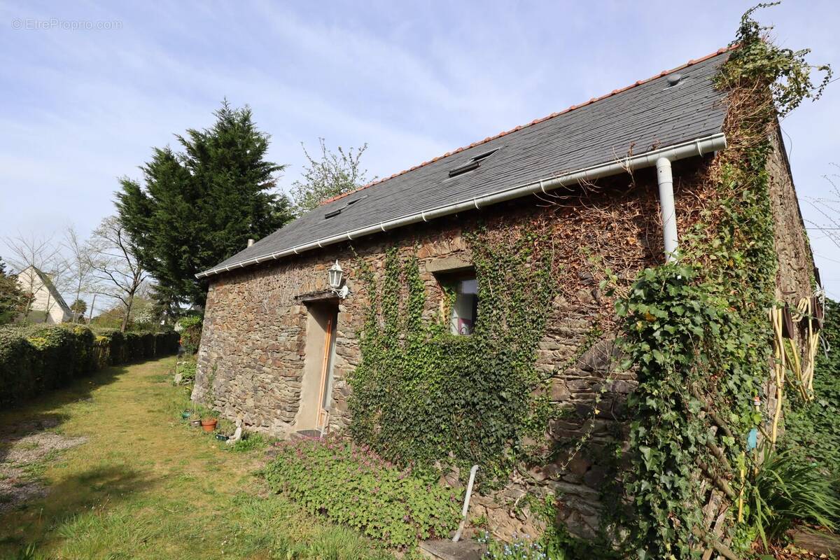 Maison à KERGLOFF