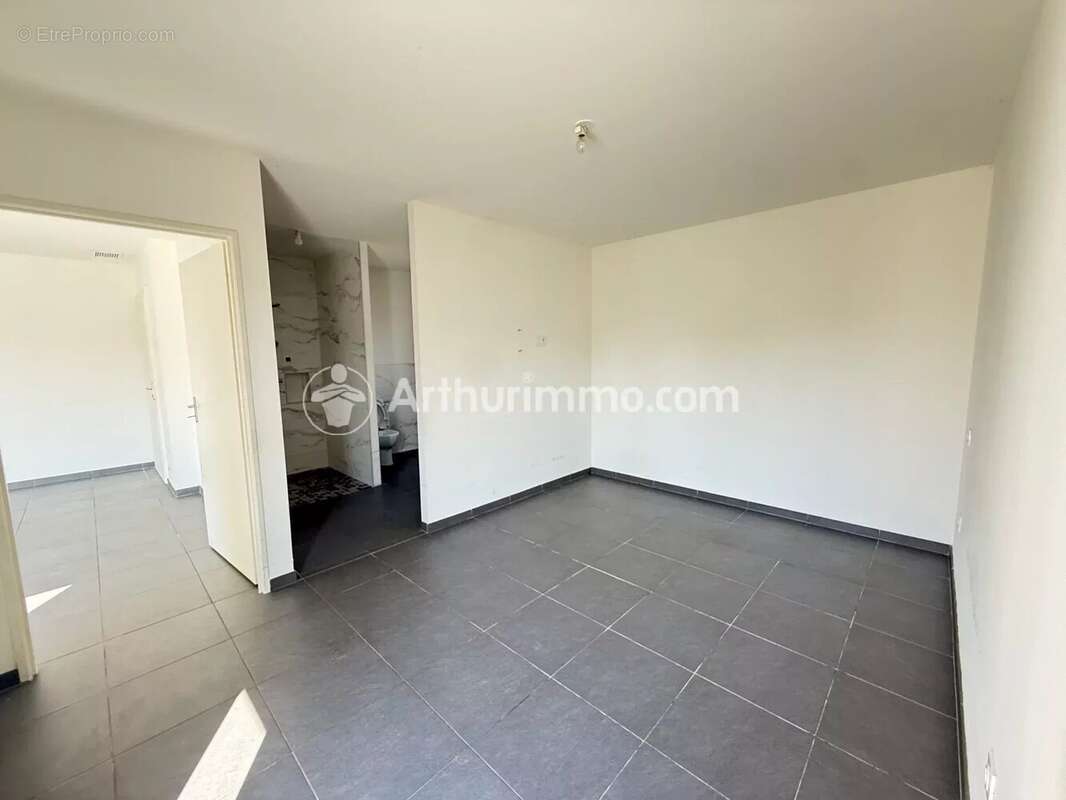 Rare maison de plain-pied PMR avec 3 chambres, suite parentale adaptée et DPE A - photo 9