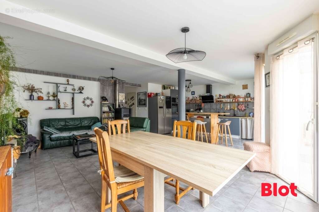 Maison à CHAVAGNE