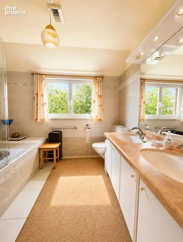 Maison 6 pièces de 130 m2 sur 17 ares - photo 6