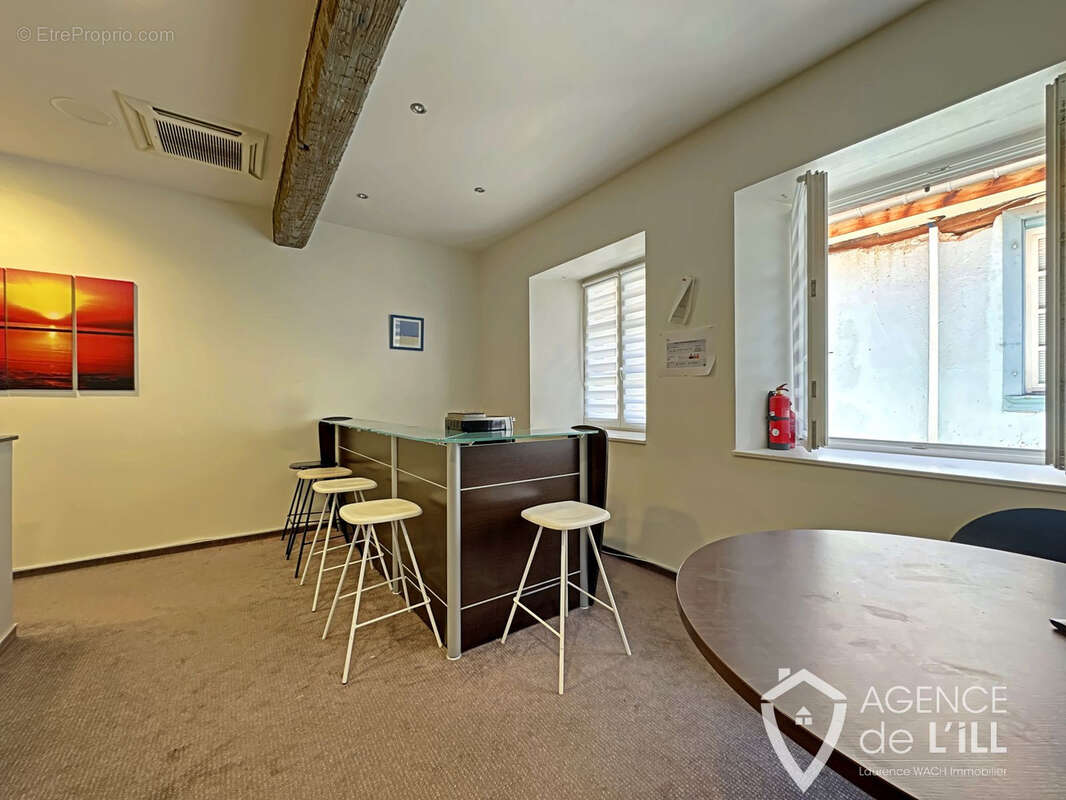 Commerce à CHATENOIS