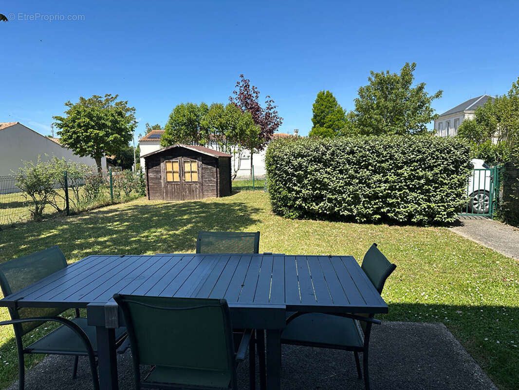 Appartement à MARENNES