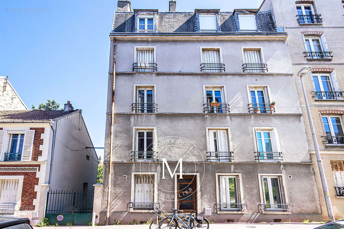 Appartement à MONTROUGE