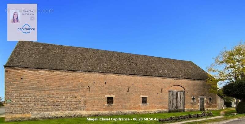 Maison à PIERRE-DE-BRESSE