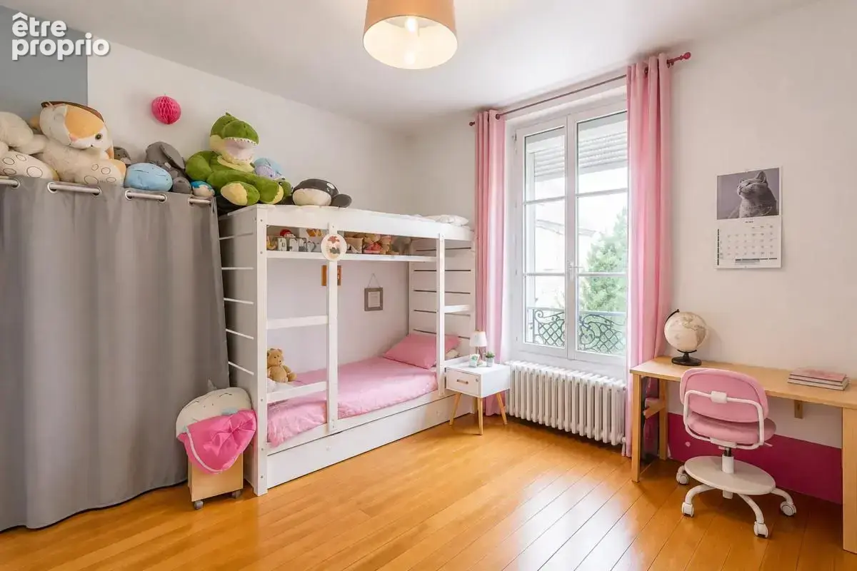Faremoutiers – Maison familiale de 220 m², 7 chambres et jardin - photo 11