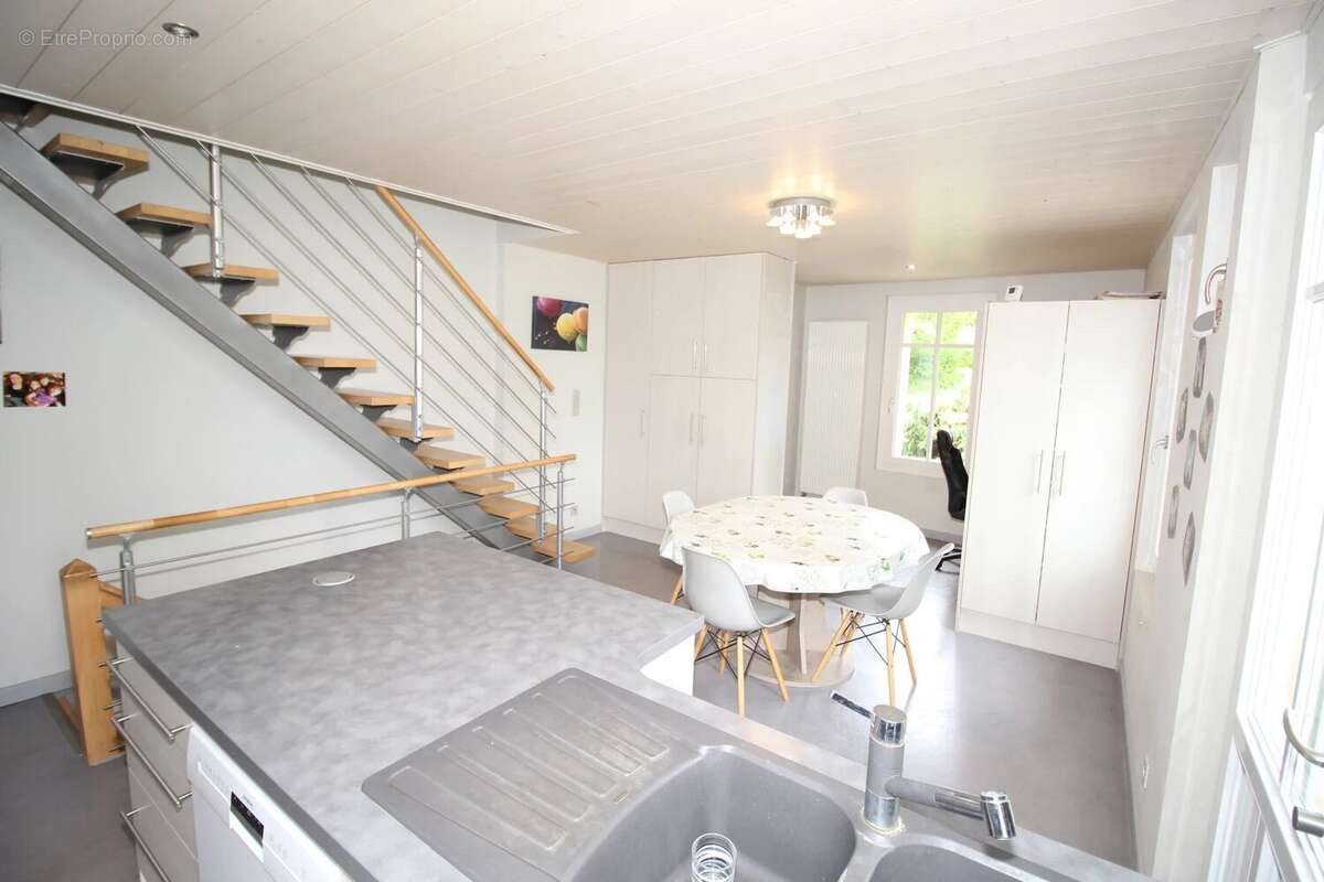 Maison à SCIEZ