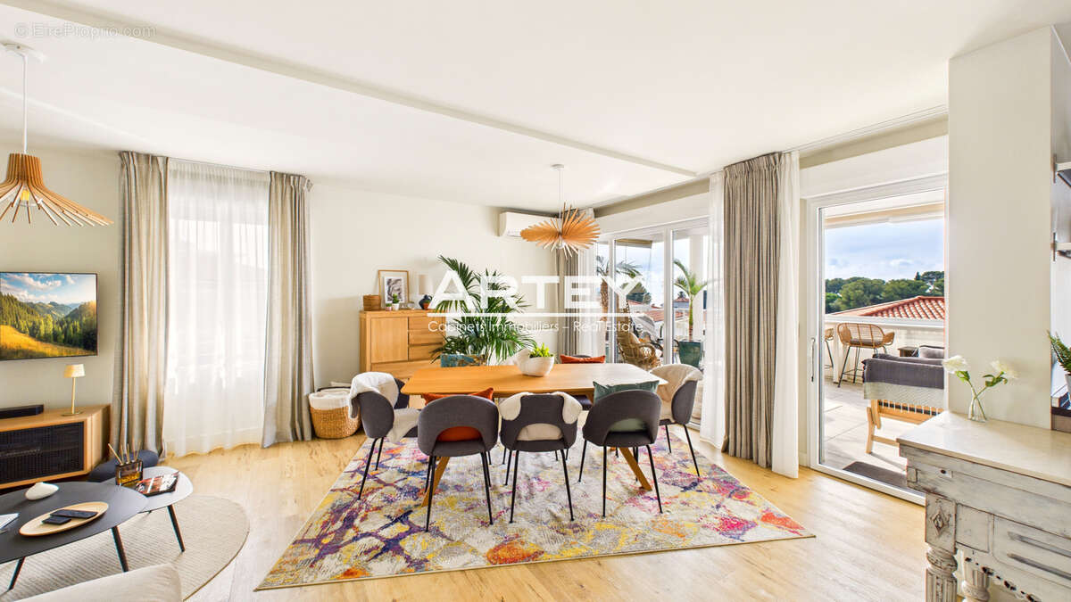 Appartement à CARQUEIRANNE