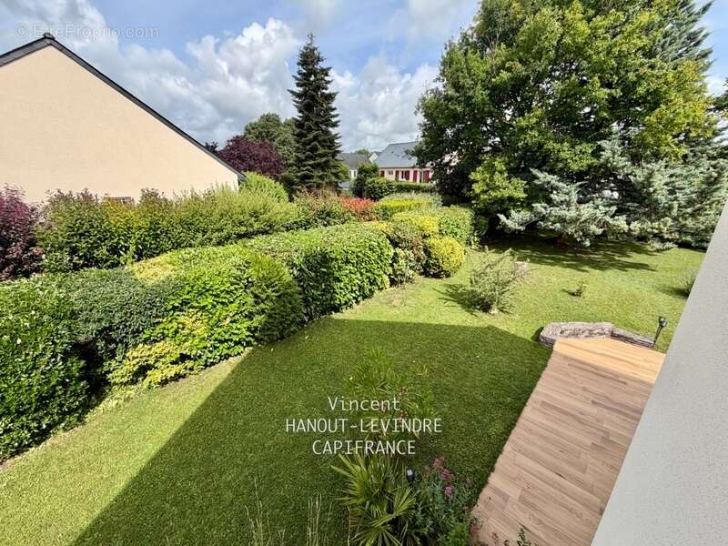 Maison familiale de 146 m² à Tiercé – 5 chambres, jardin sans vis-à-vis, Centre ville et gare à pied - photo 25