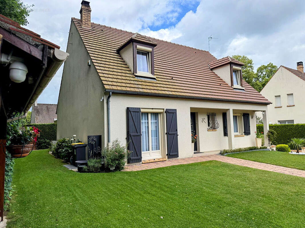 Maison Lamorlaye 7 pièce(s) 165 m2 - photo 12