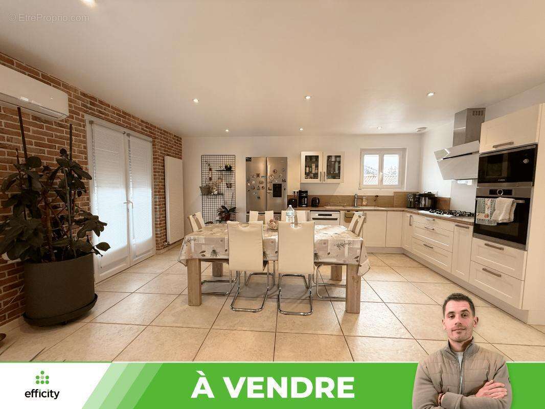 Maison à SMARVES