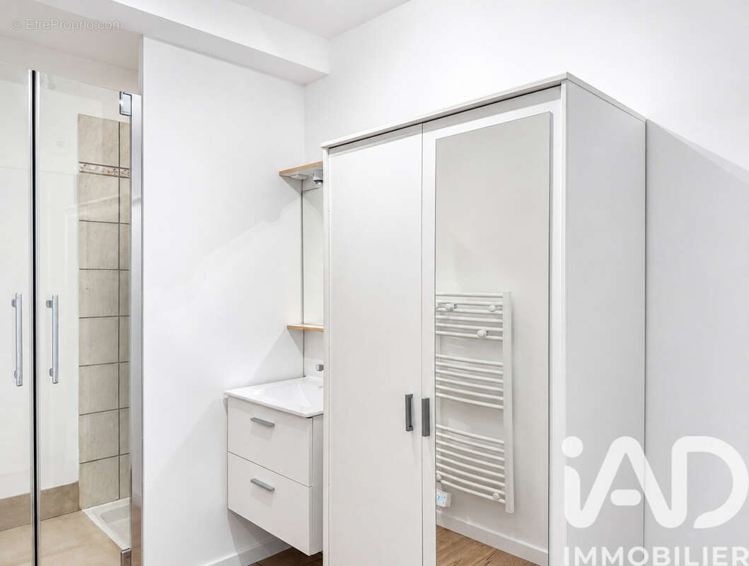 Photo 6 - Appartement à SAINT-GENIS-LAVAL