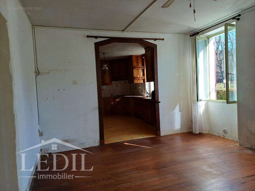 Maison à VILLANDRAUT