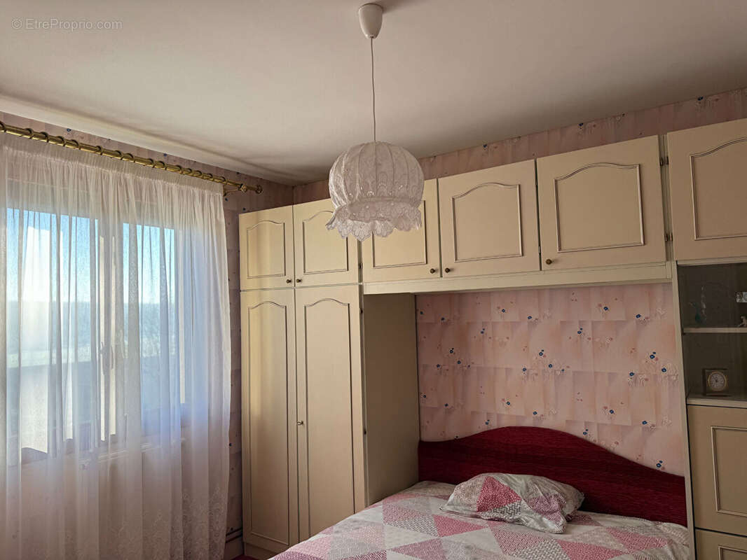 Maison à SAINT-REMY-SUR-AVRE