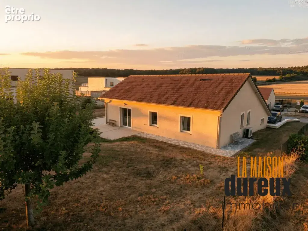 Maison 95 m² à Velesmes-Echevanne  - photo 2