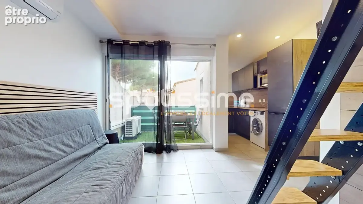 CAP D'AGDE- Pinède- Magnifique rénovation- Studio mezzanine avec parking dans une résidence avec piscine, tennis, boulodrome - photo 9