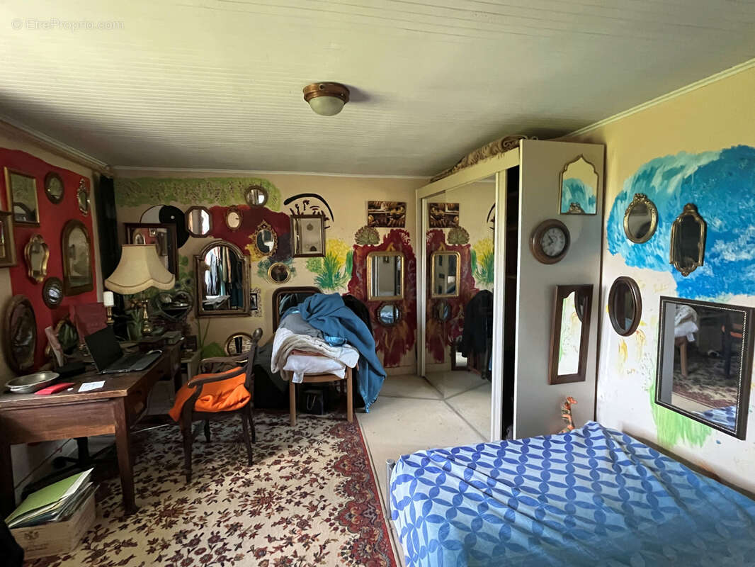 Maison à LA CHAPELLE-THECLE