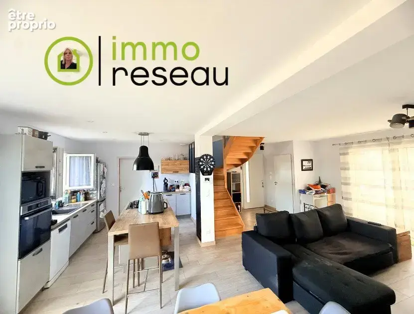 Maison 5 pièces 104 m² à vendre à Villars-Les-Dombes (01330) - photo 2
