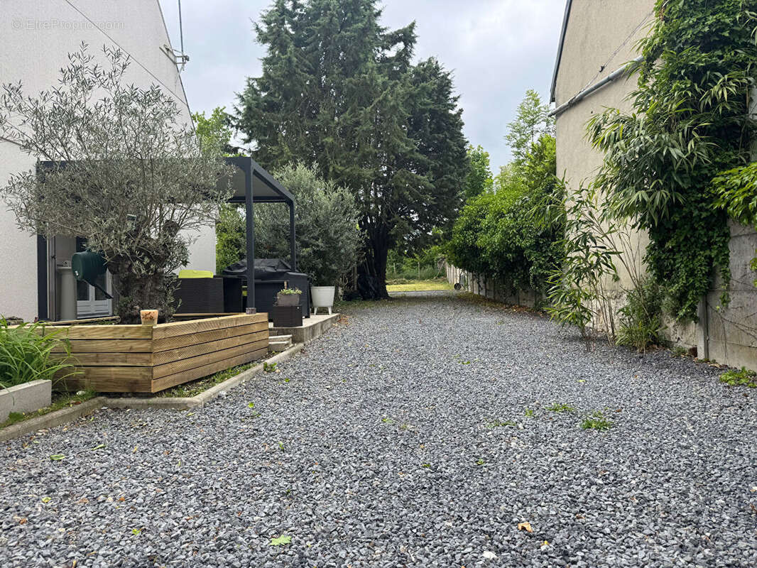 Maison à ORRY-LA-VILLE