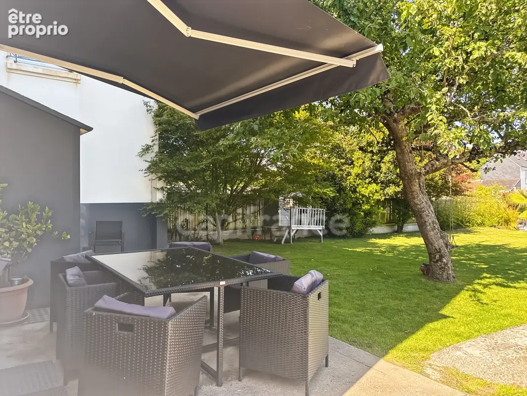 Coup de cœur – 200 m² de charme, un jardin secret - photo 5