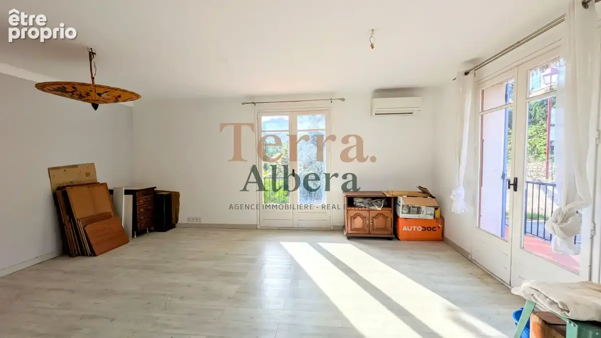 Sorède - Belle villa sur 3 plateaux & terrain 1500 m encore constructible - photo 8