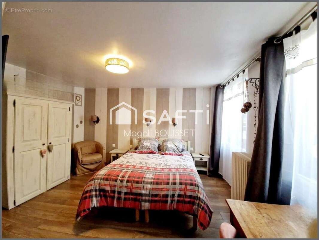 Photo 5 - Commerce à BAGNERES-DE-LUCHON