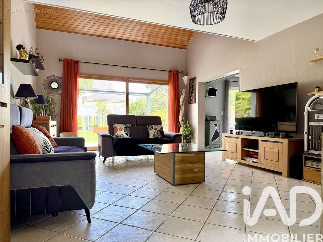 Photo 3 - Maison à SAUTRON