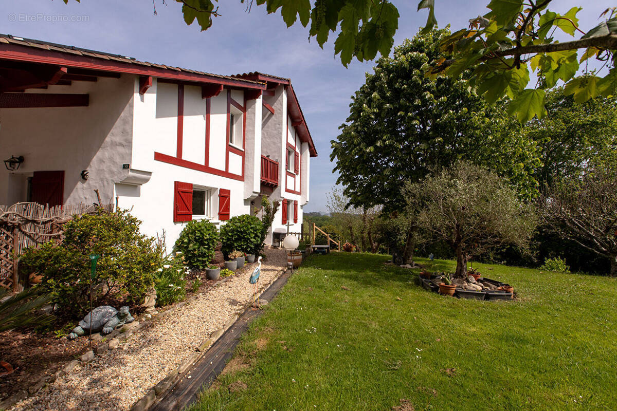 Maison à AHETZE