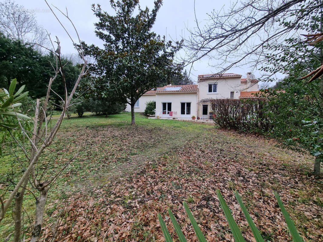 Maison à LAMALOU-LES-BAINS