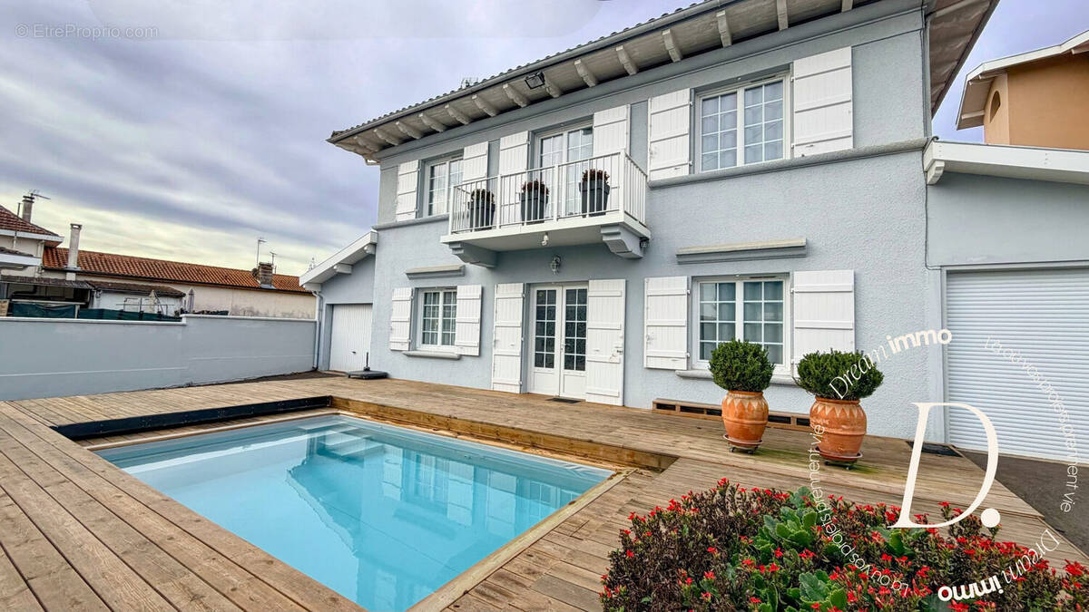 Maison à SAINT-VINCENT-DE-TYROSSE