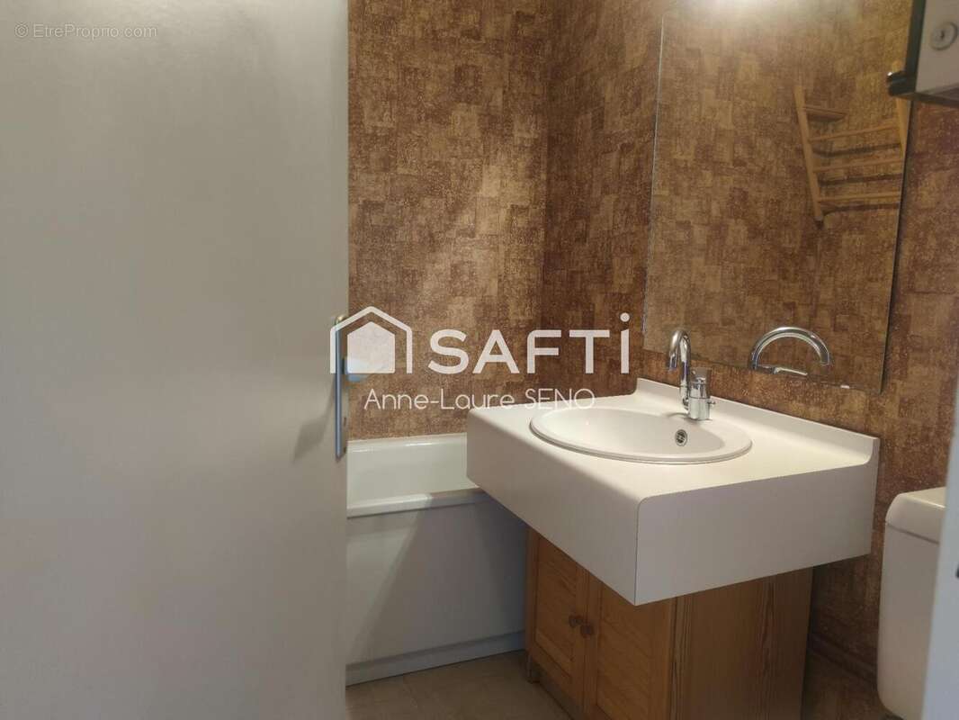 Photo 8 - Appartement à BORMES-LES-MIMOSAS