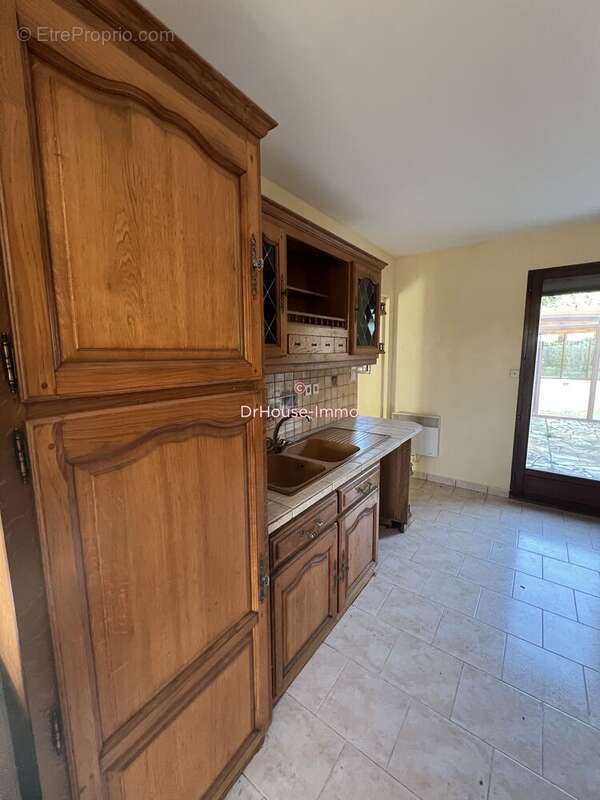 Maison à SAINT-ELOY-DE-GY