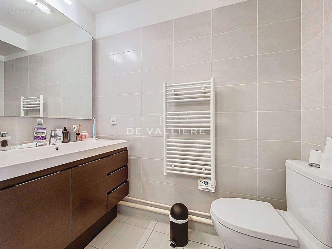 Appartement à SURESNES