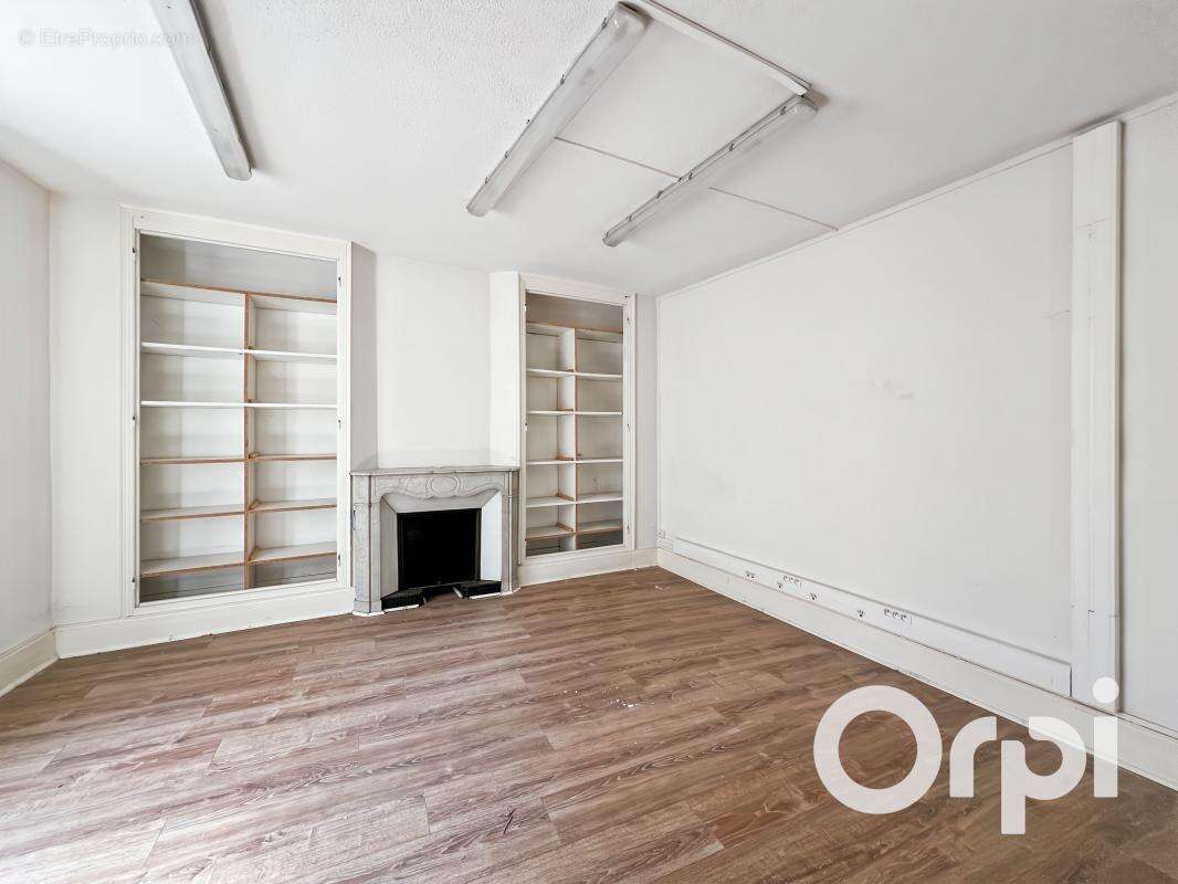 Appartement à LIVRON-SUR-DROME