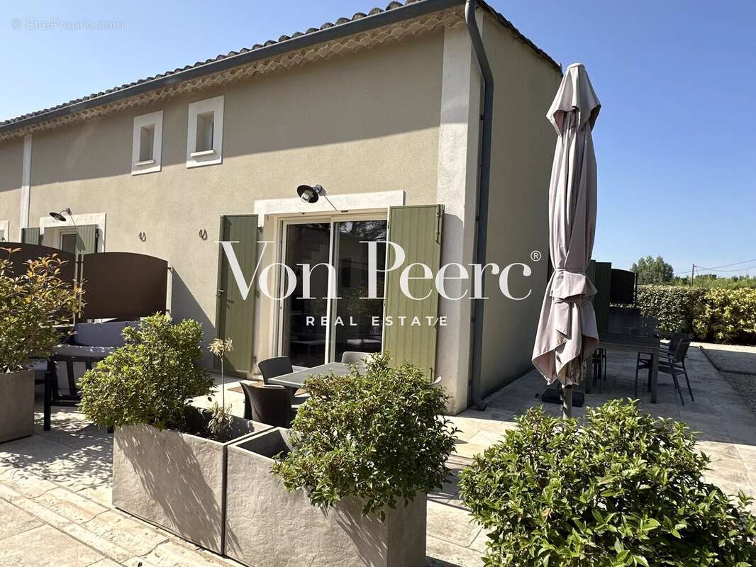 Appartement à SAINT-ETIENNE-DU-GRES