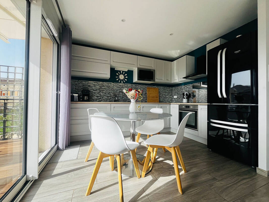 Maison à ORGNAC-L'AVEN