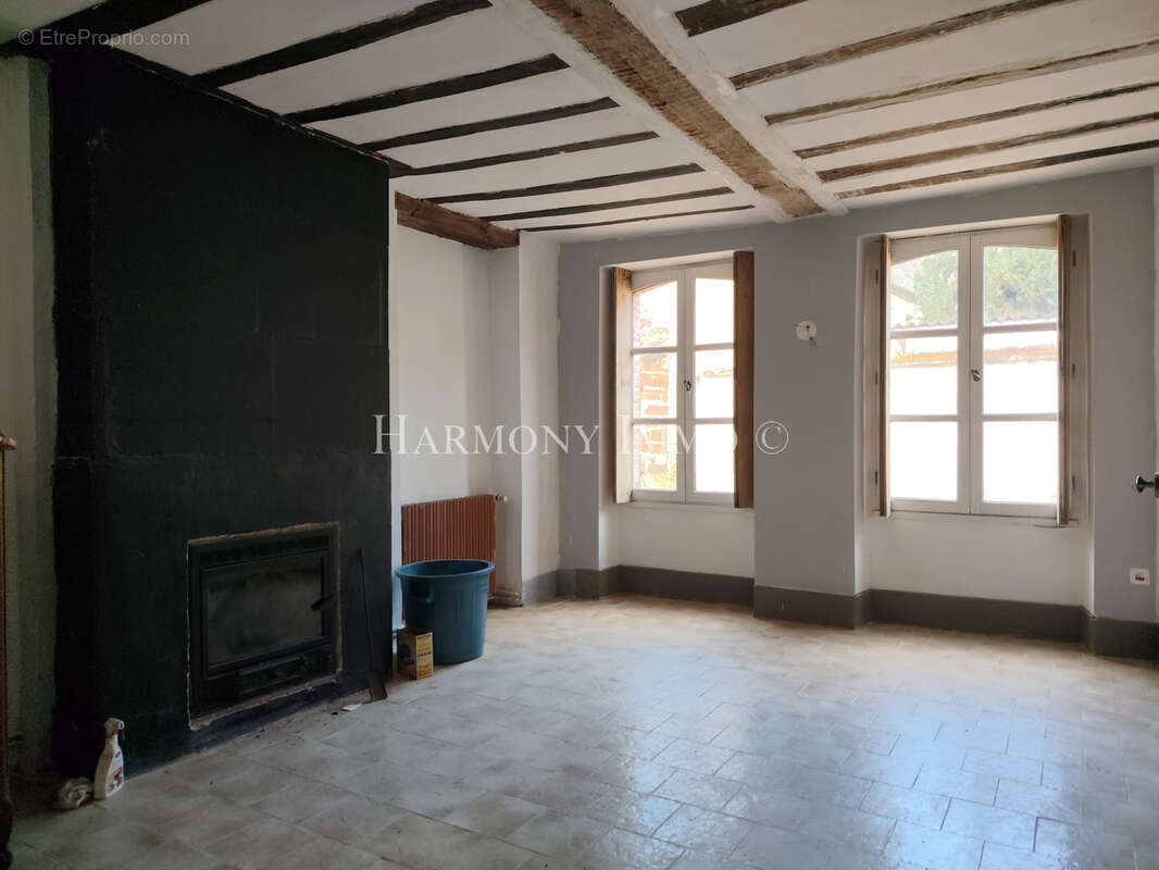 Maison à LONGNY-AU-PERCHE