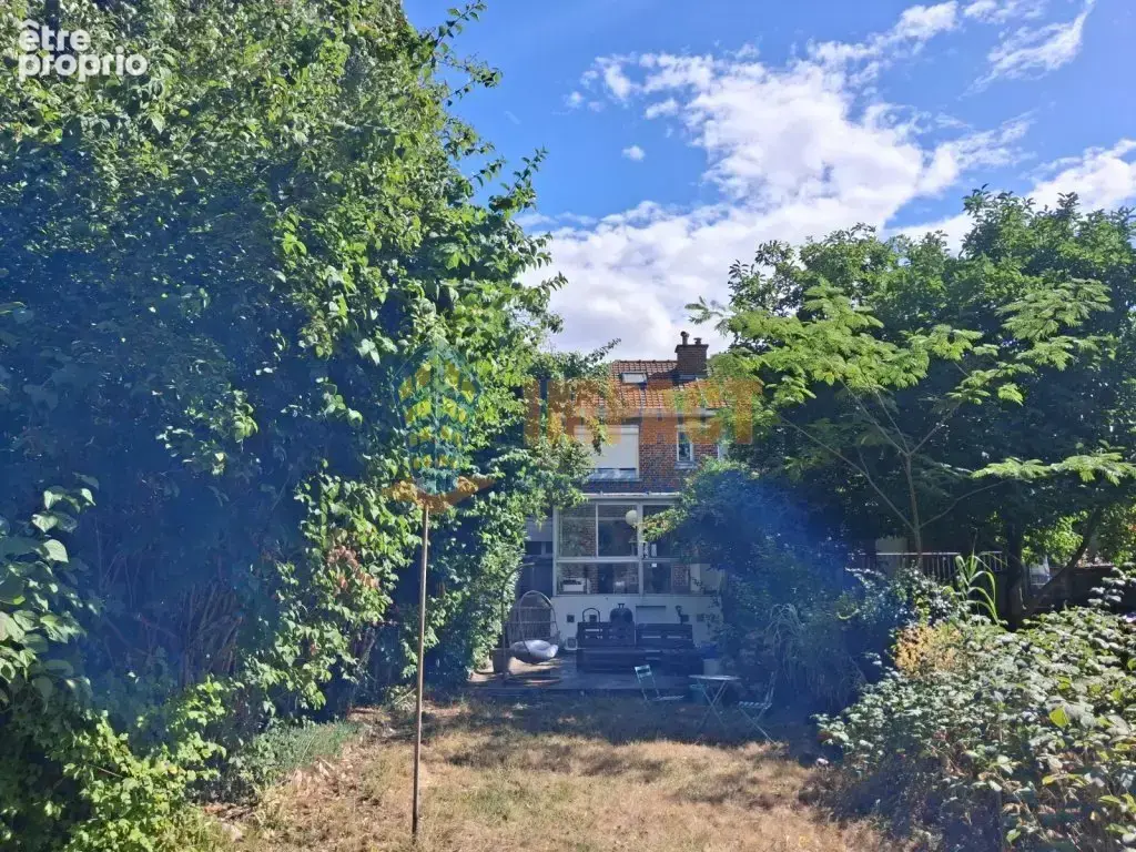 Photo Maison à Loos au prix de 239 000€