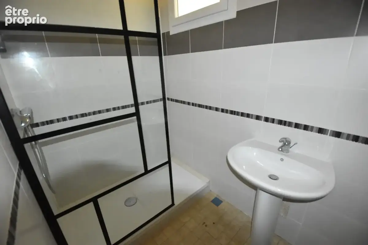 Appartement à vendre 4 pièces DIGOIN (71) - photo 4